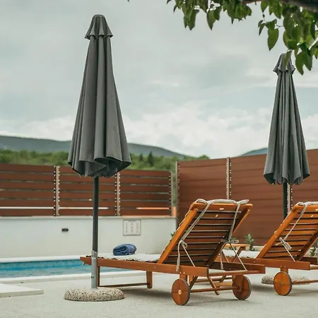 Σπίτι διακοπών House Celestial Near Imotski With Private Pool, Jacuzzi, Barbeque,private Parking Zmijavci